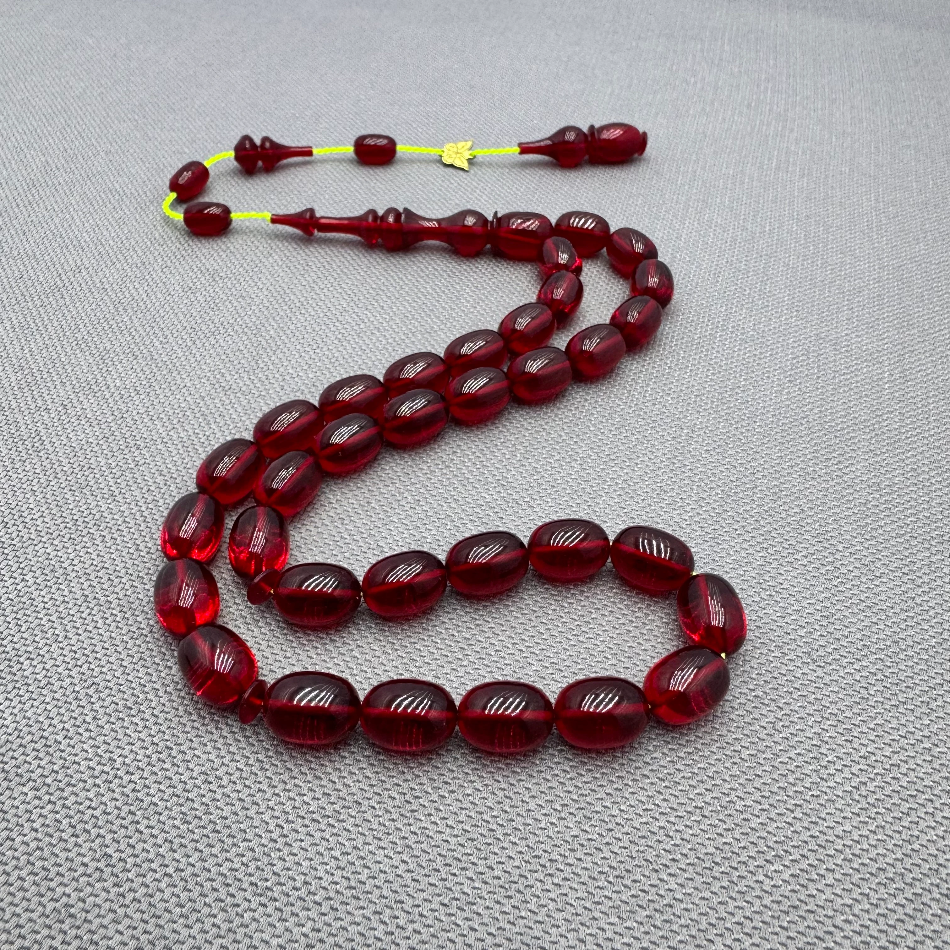 Emine Reşvani Usta İşçilikli Kırmızı Renk Ateş Kehribar Tesbih